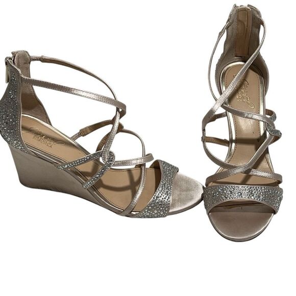 Jewel Badgley Mischka Pink Rhinestone/Crystal Wedge‎ Heel -- 7 - Picture 3 of 13